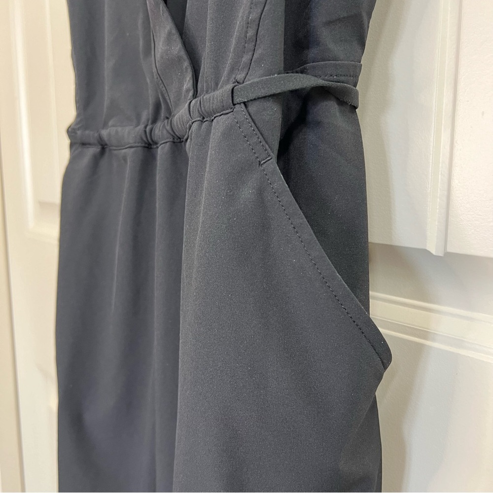 Athleta Womens Marlow Featherweight Stretch Romper in Black, Size XS - Picture 5 of 8